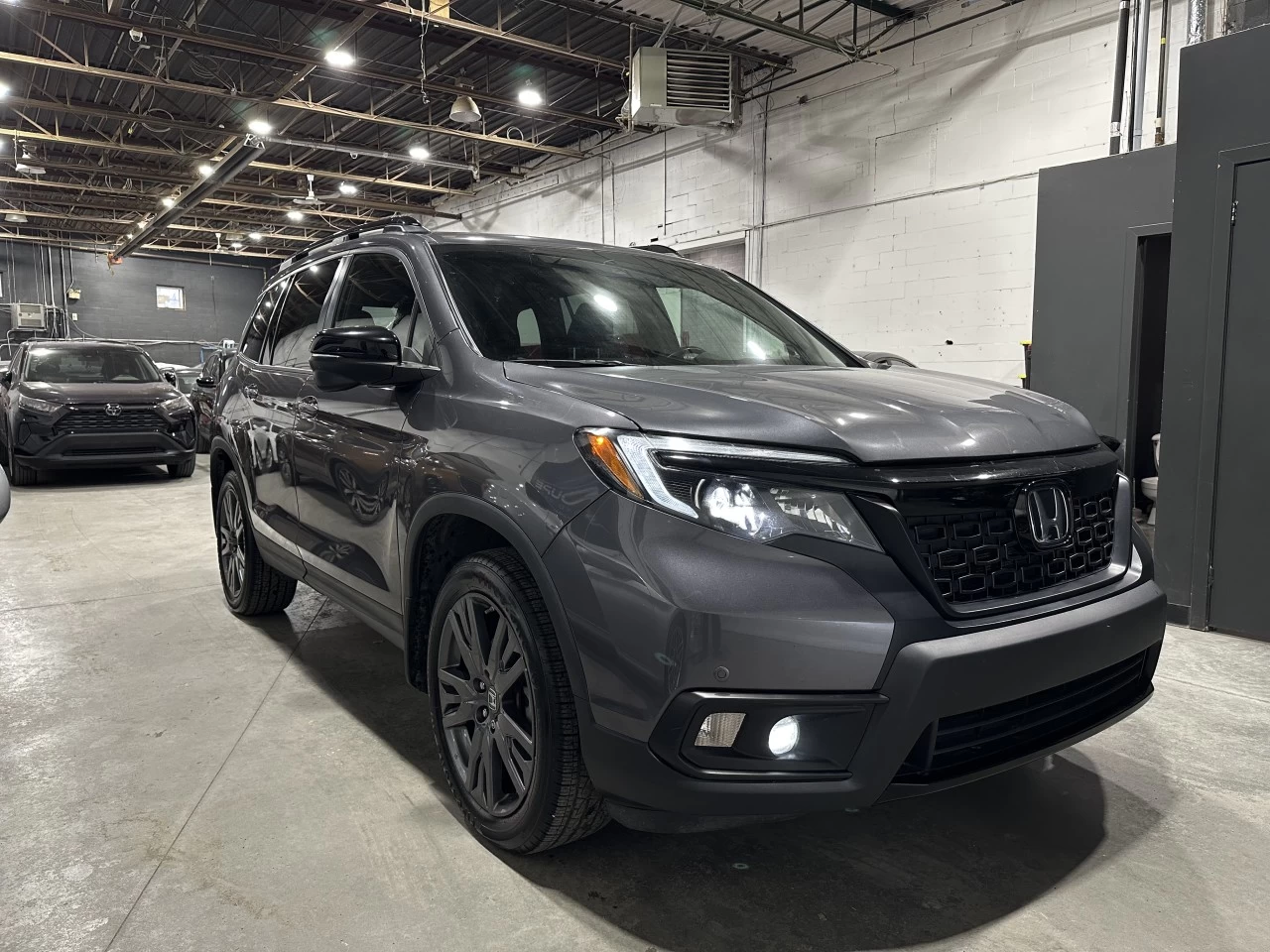 2019 Honda Passport EX-L Main Image