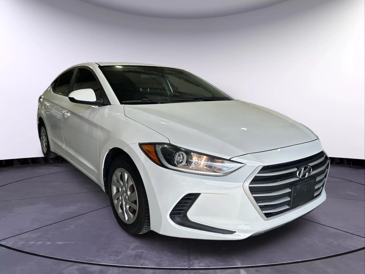 2017 Hyundai Elantra LE Main Image