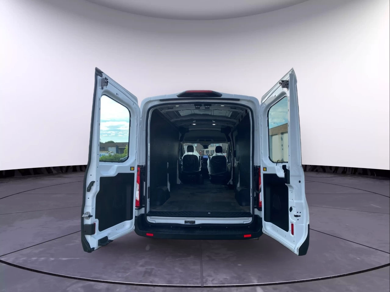 2020 Ford Transit-250  Main Image