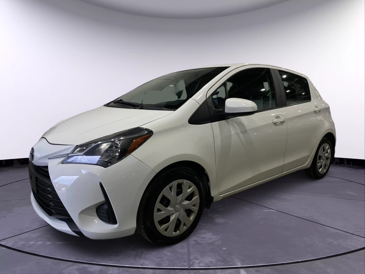 Toyota 2018 Yaris LE/SE