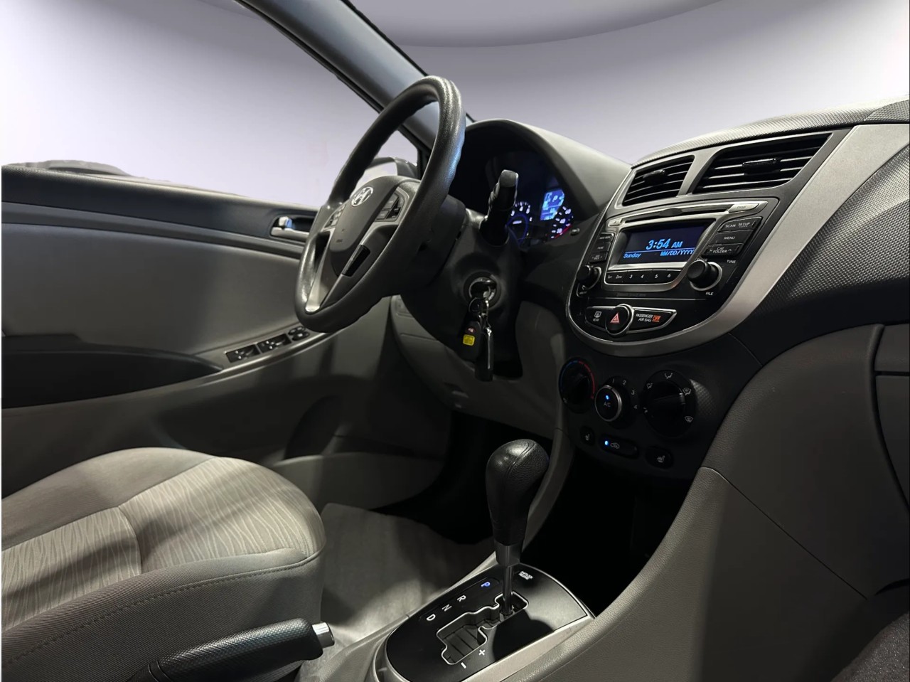 2016 Hyundai Accent SE Main Image