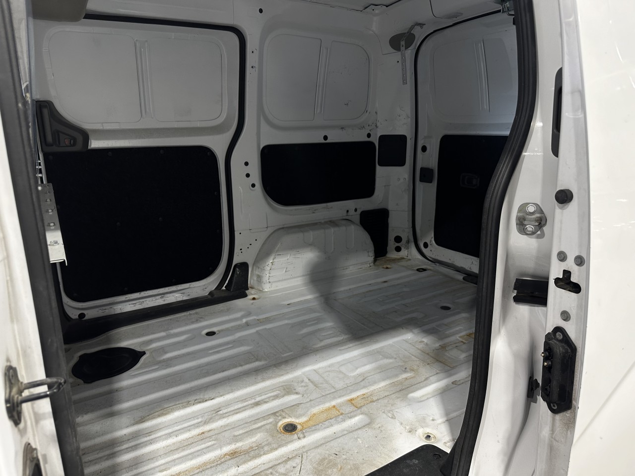 2019 Nissan NV200 S/SV Main Image