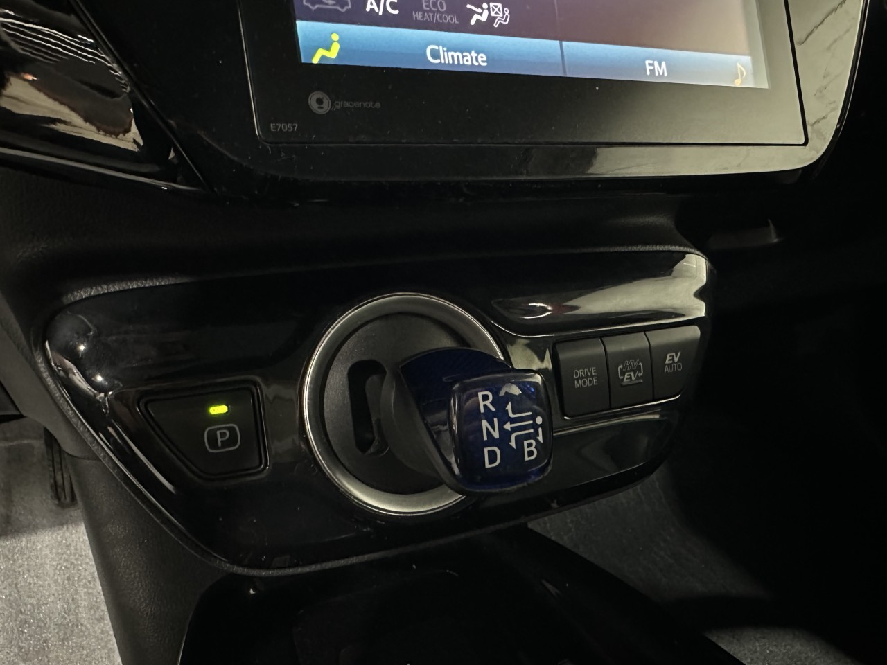 2020 Toyota Prius Prime Auto Main Image